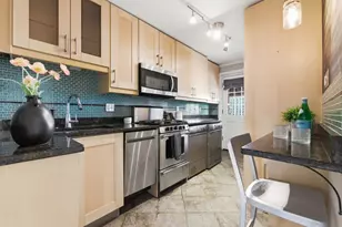 262 Sidney, Cambridge, MA 01239 - Photo 5