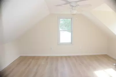 17 Didonato Ave, Webster, MA 01570 - Photo 9