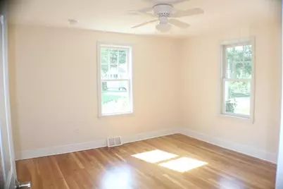 17 Didonato Ave, Webster, MA 01570 - Photo 7