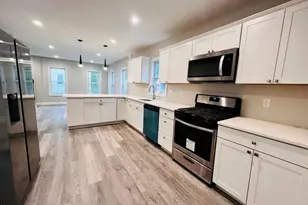 26 Crescent St, Quincy, MA 02169 - Photo 1