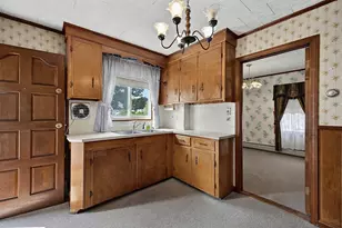 157 Denver St, Fall River, MA 02724 - Photo 9