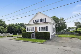 157 Denver St, Fall River, MA 02724 - Photo 3