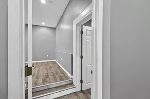 24 Emerson St, Fall River, MA 02720 - Photo 21