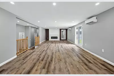 24 Emerson St, Fall River, MA 02720 - Photo 9