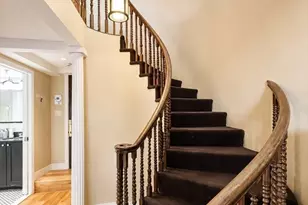 113 Beacon St, Boston, MA 02116 - Photo 1
