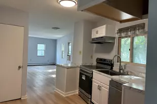 17 Howell Ct, Chelsea, MA 02150 - Photo 1
