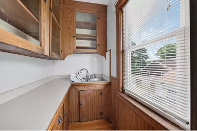 84 Third St, Somerset, MA 02726 - Photo 31