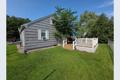 525 Chapin St, Ludlow, MA 01056 - Photo 5