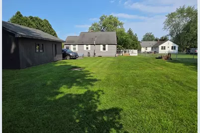 525 Chapin St, Ludlow, MA 01056 - Photo 15