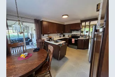 525 Chapin St, Ludlow, MA 01056 - Photo 17