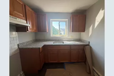 14 Border St #C1, Lynn, MA 01905 - Photo 3