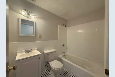 12 Border St #B3, Lynn, MA 01905 - Photo 9