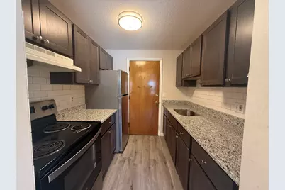 12 Border St #B3, Lynn, MA 01905 - Photo 1