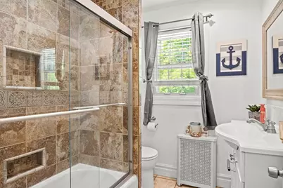 20 Mountain View St, South Hadley, MA 01075 - Photo 23