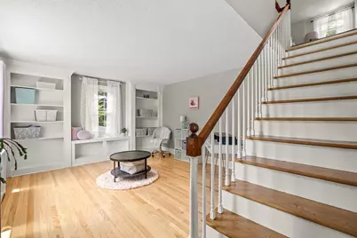 20 Mountain View St, South Hadley, MA 01075 - Photo 13