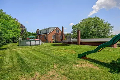 20 Mountain View St, South Hadley, MA 01075 - Photo 33