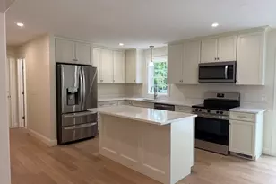 92 Forest St, Middleborough, MA 02346 - Photo 7