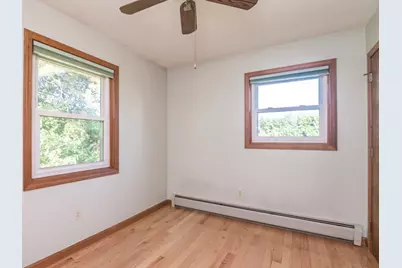 63 Tinkham Rd, Springfield, MA 01129 - Photo 15