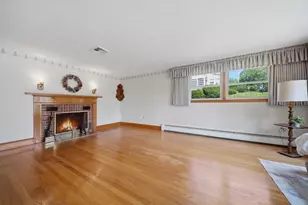 19 Daley Ave, Methuen, MA 01844 - Photo 11
