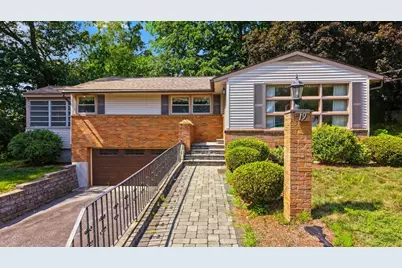 19 Daley Ave, Methuen, MA 01844 - Photo 3
