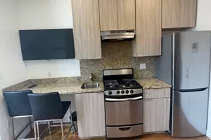 21 5th St, Chelsea, MA 02150 - Photo 5