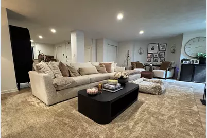 600 Washington St #3, Wellesley, MA 02482 - Photo 1