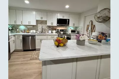 600 Washington St #3, Wellesley, MA 02482 - Photo 5