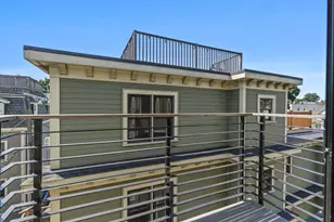 10R Spring Garden St, Boston, MA 02125 - Photo 33