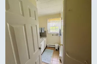 64 Hemlock Avenue, Narragansett, RI 02882 - Photo 11