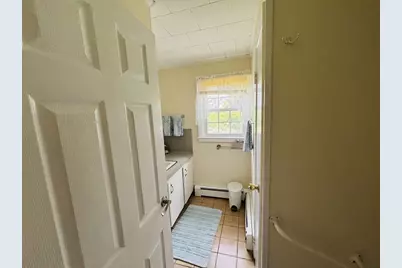 64 Hemlock Avenue, Narragansett, RI 02882 - Photo 11