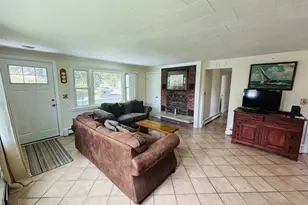 64 Hemlock Ave, Narragansett, RI 02882 - Photo 3