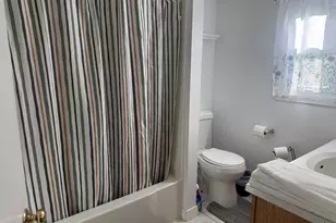22 Mann St, Attleboro, MA 02703 - Photo 5