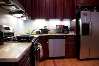 1089 Beacon Street #1, Brookline, MA 02446 - Photo 3