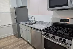 11 Bismarck St, Boston, MA 02130 - Photo 7