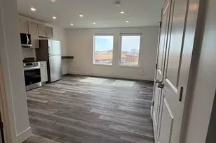 585 Essex St, Lynn, MA 01902 - Photo 7