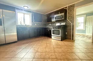 19 Clifford St, Boston, MA 02136 - Photo 11