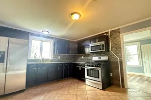 19 Clifford St, Boston, MA 02136 - Photo 13