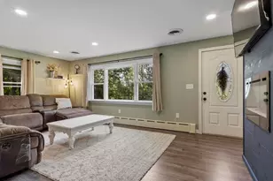 149 North St, East Brookfield, MA 01515 - Photo 9