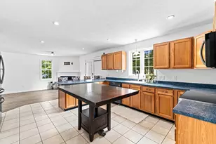 21 Forestview Dr, Fairhaven, MA 02719 - Photo 11