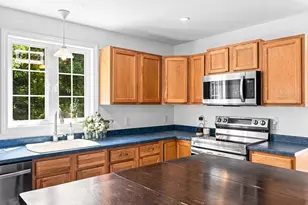 21 Forestview Dr, Fairhaven, MA 02719 - Photo 13