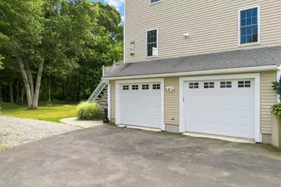 21 Forestview Dr, Fairhaven, MA 02719 - Photo 3