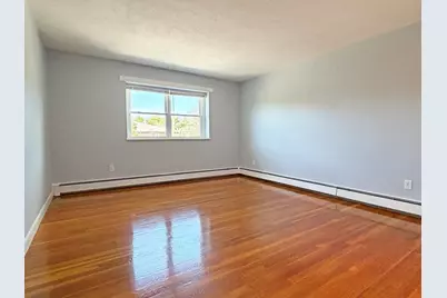 1077 Chestnut St #8, Newton, MA 02464 - Photo 11