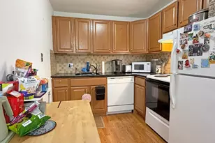 1077 Chestnut St, Newton, MA 02464 - Photo 5