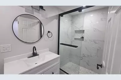 90 Light St #15, Lynn, MA 01902 - Photo 11