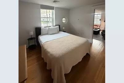 14 Derne Street #2, Boston, MA 02114 - Photo 3