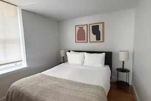 14 Derne St, Boston, MA 02114 - Photo 5