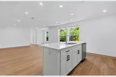 26 Union St #305, Natick, MA 01760 - Photo 3