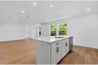 26 Union St #305, Natick, MA 01760 - Photo 3