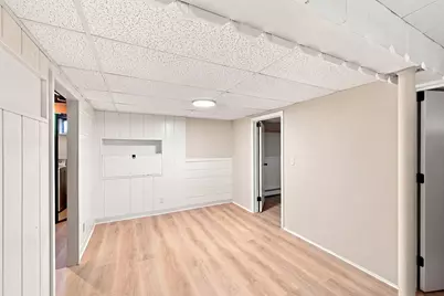 46 Kay St, Springfield, MA 01109 - Photo 25