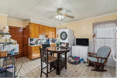 256 University Ave, Lowell, MA 01854 - Photo 3